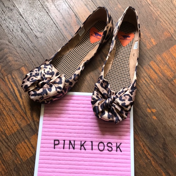 rocket dog leopard flats